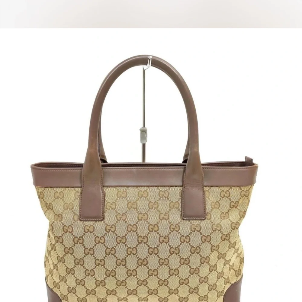 Authentic Gucci Handbag - Picture 2 of 8